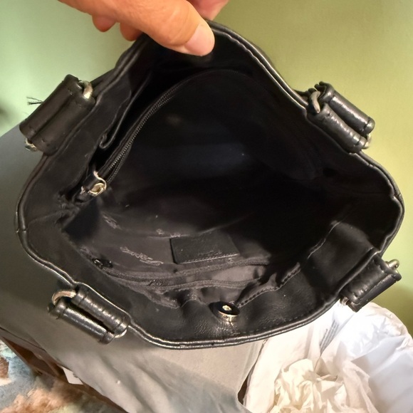 Fossil Vintage Black Leather Shoulder Bag 75082 Built in Wallet Multiple Pockets - Picture 7 of 9